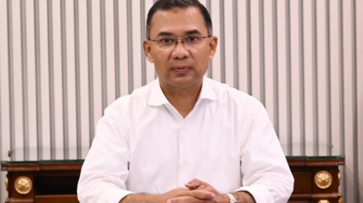 ঈদের ছুটিতে বাসভবন থেকে সরকারি জরুরি কাজ করছেন প্রধানমন্ত্রী