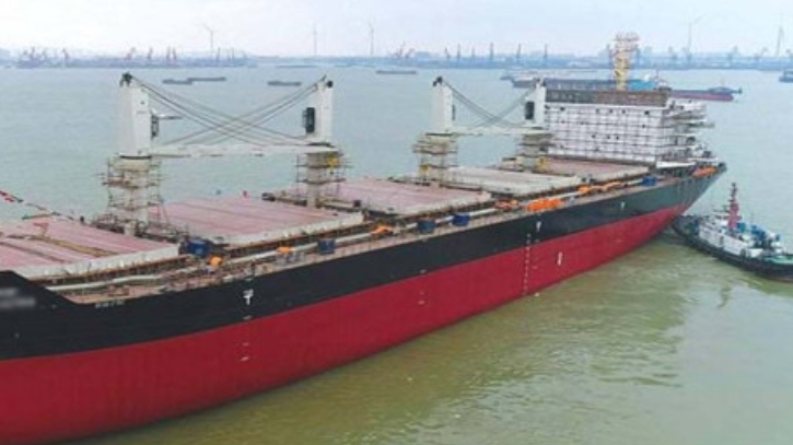 ৬ জাহাজের জ্বালানি খালাস, দেশের পথে ৪টি