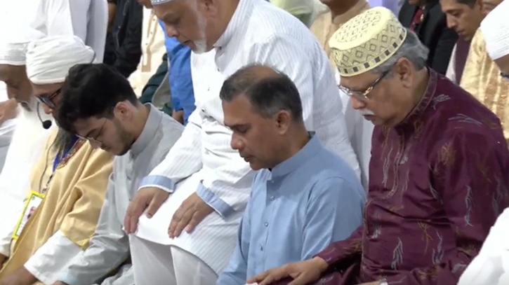 রাষ্ট্রপতি ও প্রধানমন্ত্রীর উপস্থিতিতে ঈদের প্রধান জামাত অনু