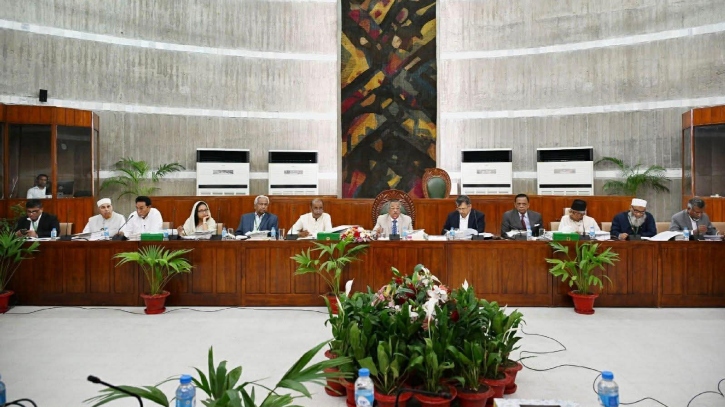 সংসদীয় বিশেষ কমিটির প্রথম বৈঠক, আলোচনায় ৪২ অধ্যাদেশ