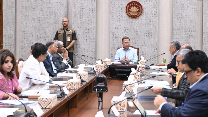 প্রধানমন্ত্রীর সভাপতিত্বে ‘জ্বালানি পরিস্থিতি’ নিয়ে বিশেষ সভা অনুষ্ঠিত