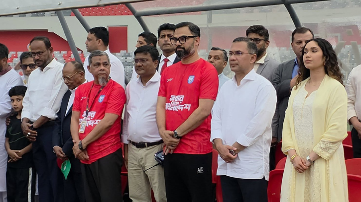 জাতীয় স্টেডিয়ামের ডাগ আউট টেন্টে বসে পুরো ম্যাচ দেখলেন প্রধা