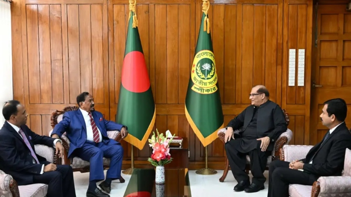 স্পিকারের সঙ্গে সাক্ষাৎ করলেন পাকিস্তানের হাইকমিশনার