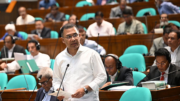 শিক্ষাখাত উন্নয়নে ৫টি উদ্যোগের রূপরেখা সংসদে তুলে ধরলেন প্রধ