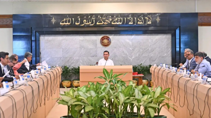 প্রধানমন্ত্রীর সঙ্গে বেসরকারি খাত উপদেষ্টা পরিষদের প্রথম বৈঠ