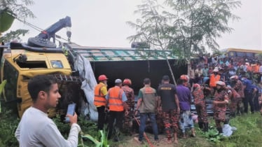 ঈদযাত্রা: একদিনের সড়ক দুর্ঘটনায় ২৭ জন নিহত