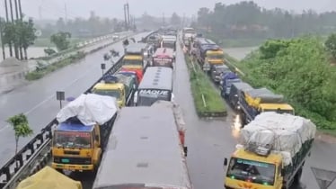 ৪০ কি.মি যানজট, ঈদযাত্রায় সীমাহীন ভোগান্তিতে উত্তরবঙ্গবাসী