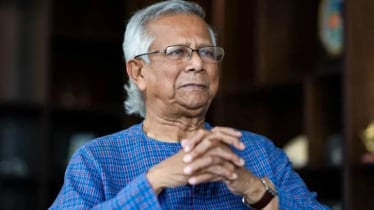 প্যারিস গেলেন ড. ইউনূস, বিমানবন্দরে পেয়েছেন ভিআইপি মর্যাদা   