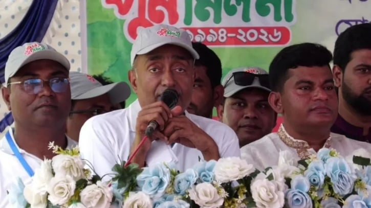 মসজিদগুলোতে বেহেশতের টিকিট বিক্রির জন্য ইমাম নিয়োগ দেওয়া হচ্ছে: আইনমন্ত্রী
