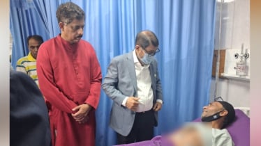 রামিসার অসুস্থ বাবাকে দেখতে হাসপাতালে গেলেন স্বাস্থ্যমন্ত্রী