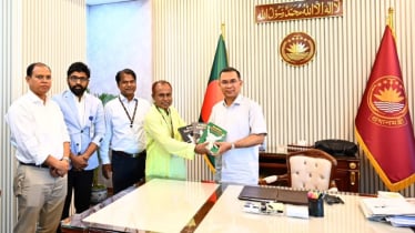 ‘বীর রাষ্ট্রনায়ক জিয়াউর রহমান’ শীর্ষক গ্রন্থের মোড়ক উন্মো