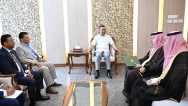 প্রধানমন্ত্রীর সঙ্গে সৌদি রাষ্ট্রদূতের সৌজন্য সাক্ষাৎ