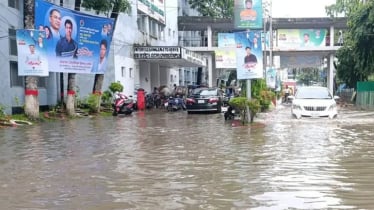 বেড়েছে নদীর পানি, দেখা দিয়েছে জলাবদ্ধতা, পাহাড়ধসে মৃত্যু ৭