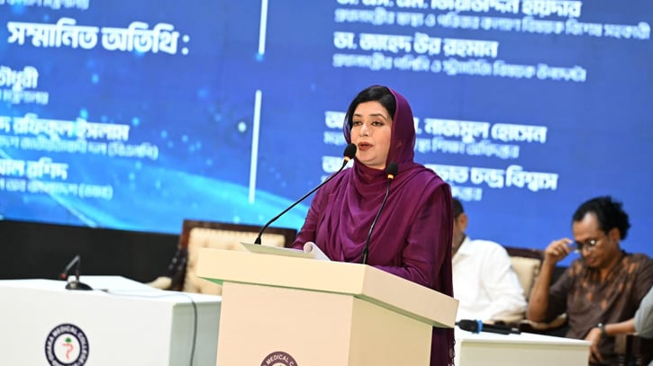 অনেক সময় রোগীর জন্য ডাক্তারের আশ্বস্ত করা বাক্যও ওষুধের মতো কাজ করে: ডা. জুবাইদা