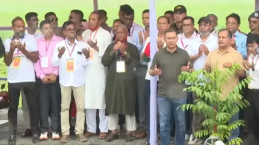 বরিশাল পৌঁছে বৃক্ষরোপণ কর্মসূচি উদ্বোধন করলেন প্রধানমন্ত্রী