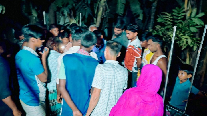 বিষধর সাপের ছোবলেই প্রাণ গেল সাপুড়িয়ার