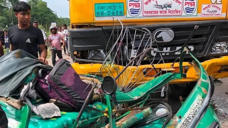 সিলেটে ট্যাংকলরি-অটোরিকশা সংঘর্ষে নিহত ৪
