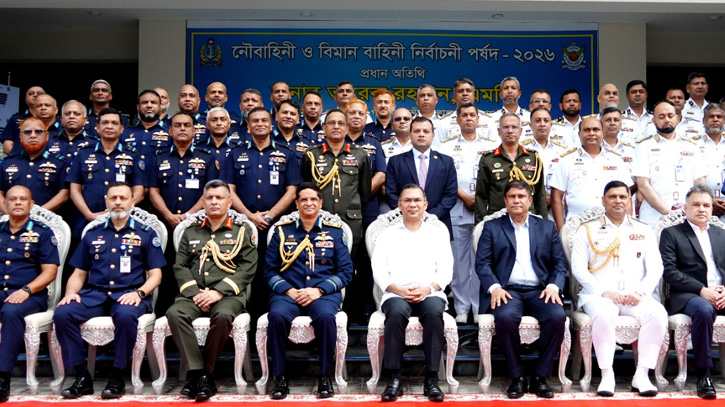 সততা ও মেধার ভিত্তিতে পদোন্নতির নির্দেশ প্রধানমন্ত্রীর