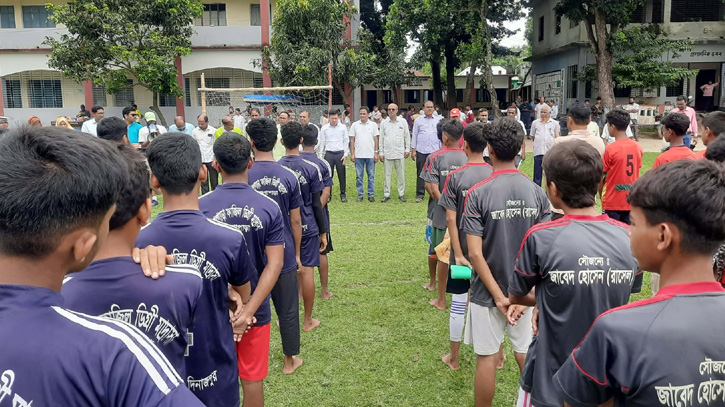 হিলিতে ৫৩তম গ্রীষ্মকালীন ক্রীড়া প্রতিযোগিতা শুরু