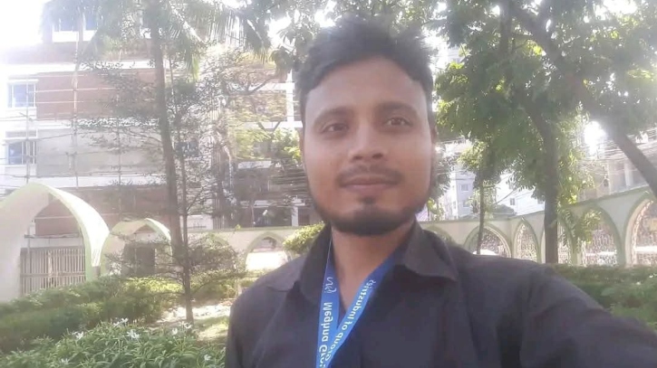 বাসের ধাক্কায় ছিটকে পড়লেন মোটরসাইকেল আরোহী, ঘটনাস্থলেই মৃত্য