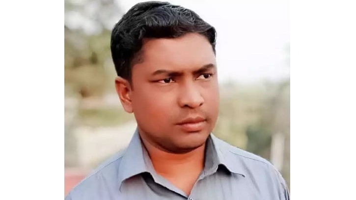 কুমিল্লায় ঘরে ঢুকে ইউপি সদস্যকে কুপিয়ে হত্যা, স্ত্রী আহত