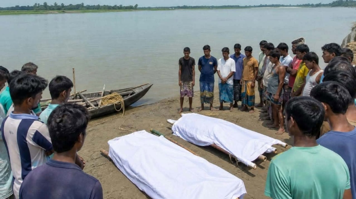 গোসল করে ফেরা হলো না আর, মহানন্দার স্রোত কেড়ে নিলো ২ তরুণের 