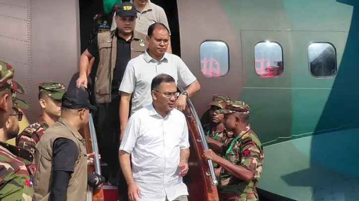 সৈয়দপুরে পৌঁছেছেন প্রধানমন্ত্রী 