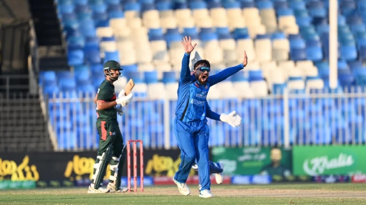 বাঁচা-মরার লড়াইয়েও মান রক্ষা হলো না বাংলাদেশের